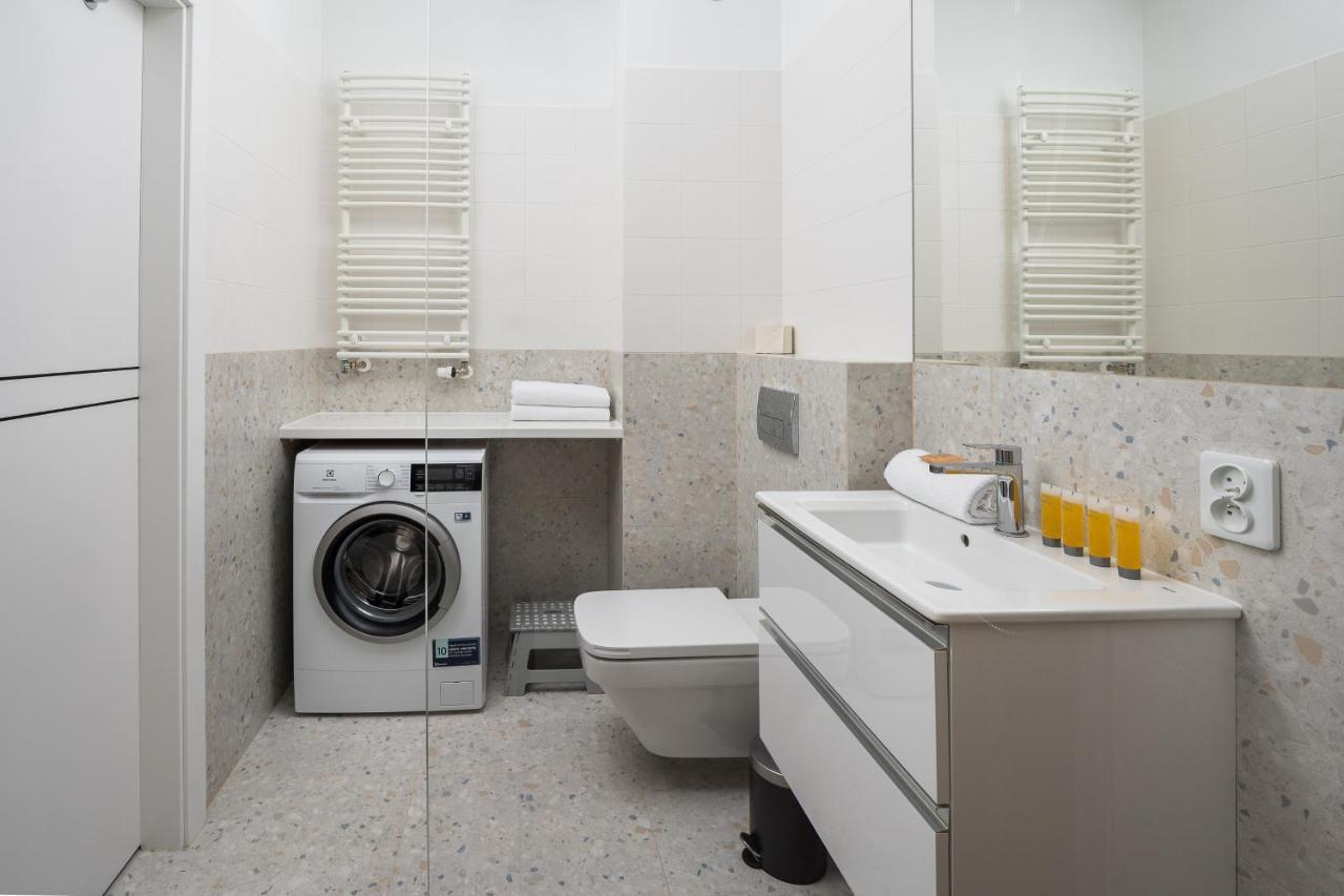 Wola Nakielska Comfort Apartment Varşovia Exterior foto