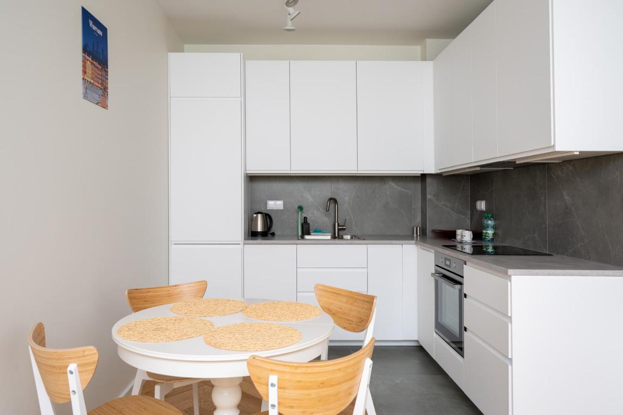 Wola Nakielska Comfort Apartment Varşovia Exterior foto